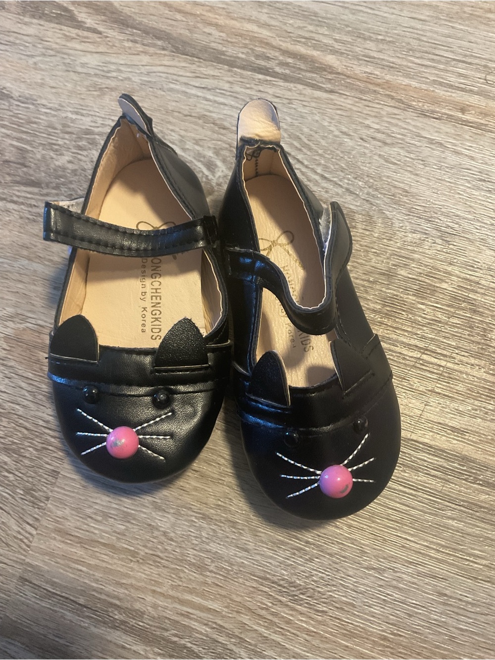 Kids Black Cat Mary Jane Shoes with Pink Nose